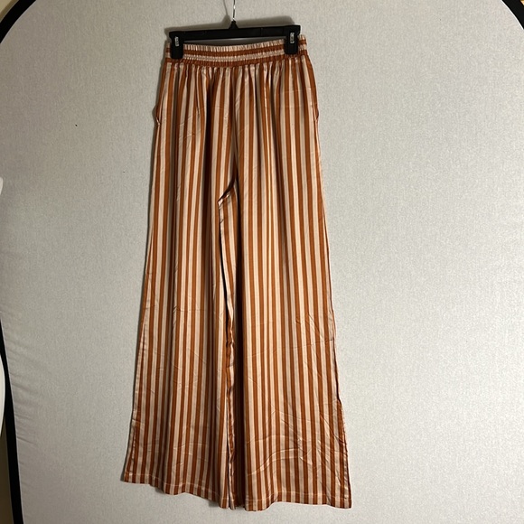 NEW L’AGENCE Lillian smock waist pant drapery satin siz XS honey/LT sand stripe - Picture 6 of 15